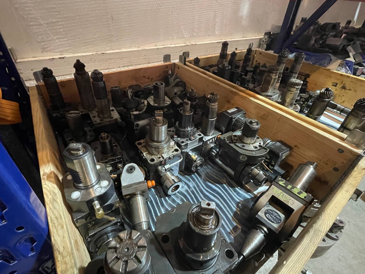 ابزار زنده مخصوص دستگاه تراش CNC